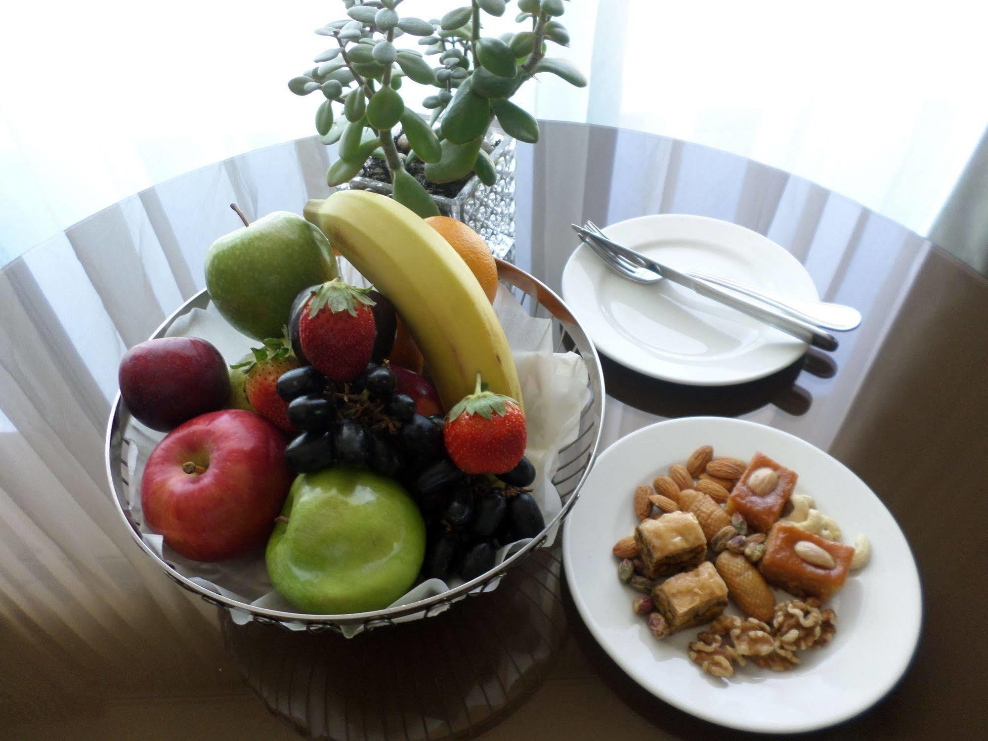 Hawthorn Extended Stay By Wyndham Abu Dhabi City Center Eksteriør billede