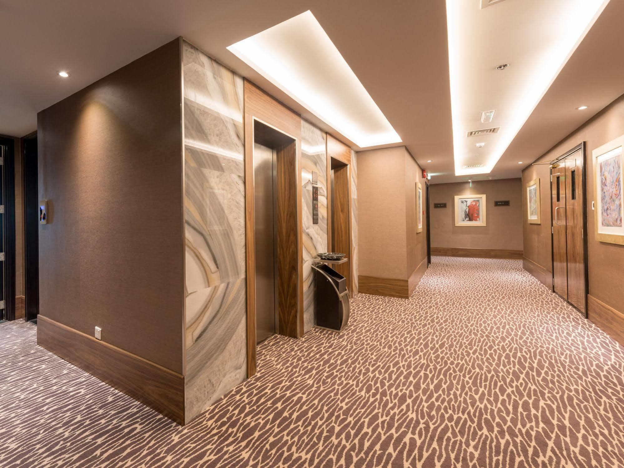 Hawthorn Extended Stay By Wyndham Abu Dhabi City Center Eksteriør billede