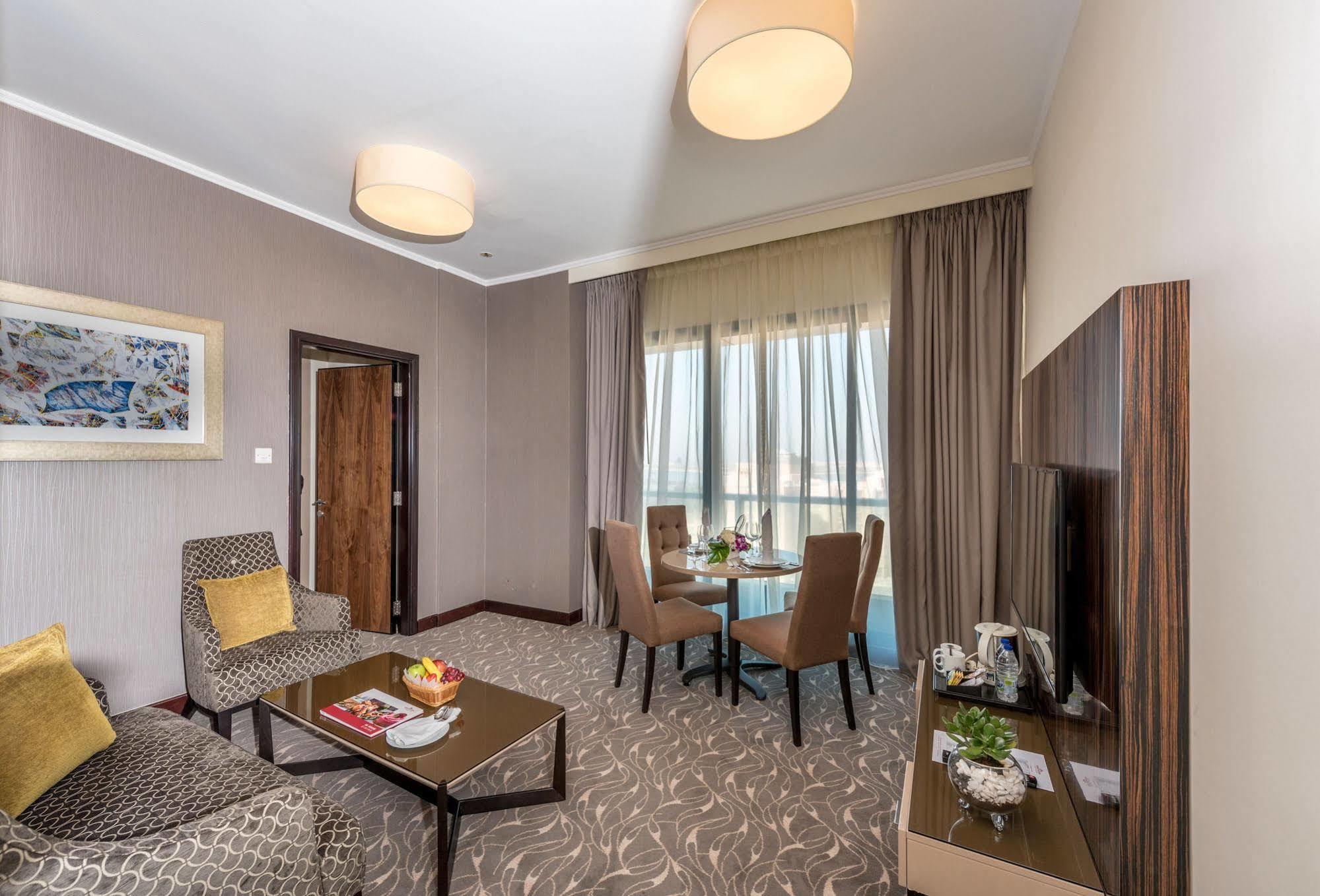Hawthorn Extended Stay By Wyndham Abu Dhabi City Center Eksteriør billede