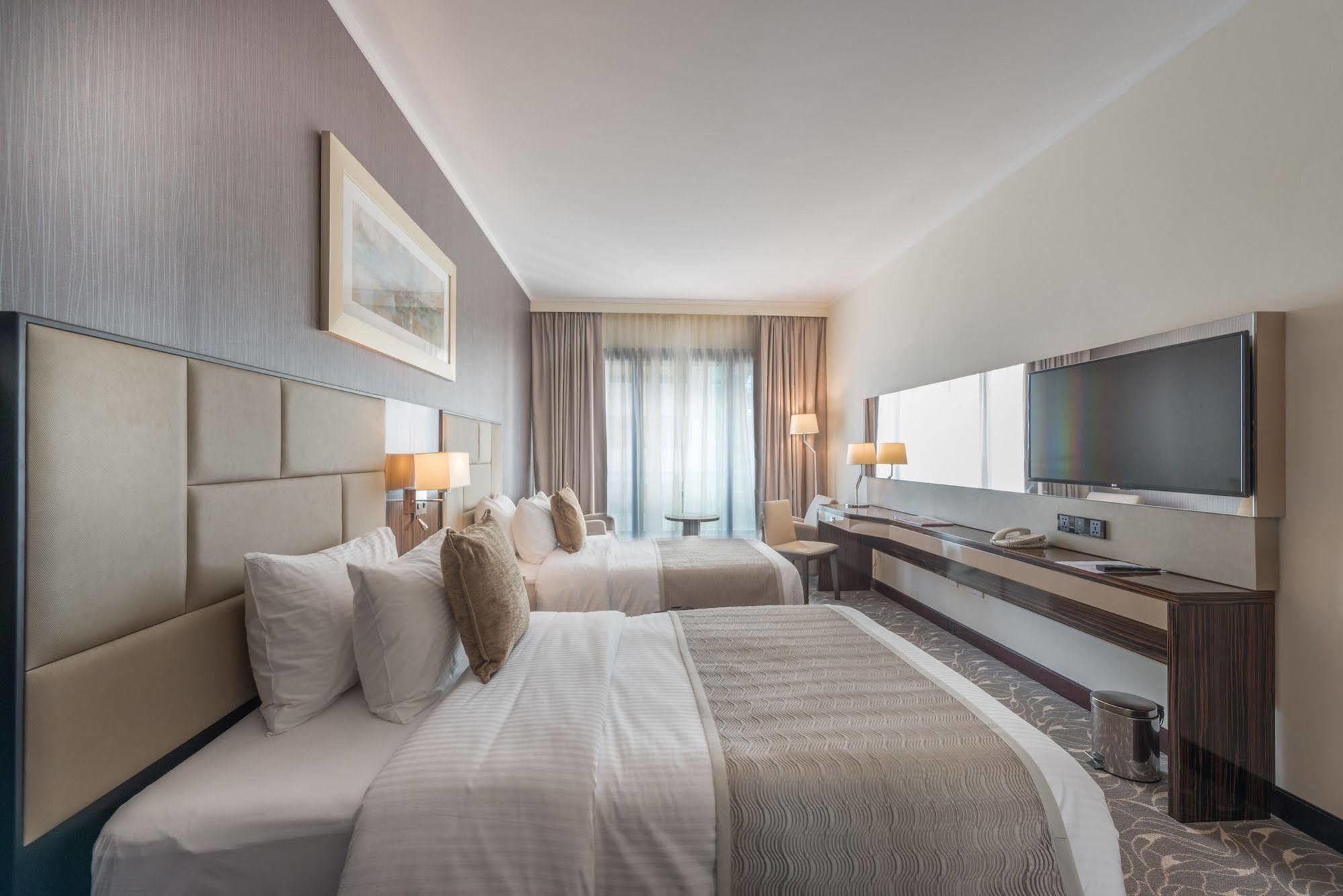 Hawthorn Extended Stay By Wyndham Abu Dhabi City Center Eksteriør billede