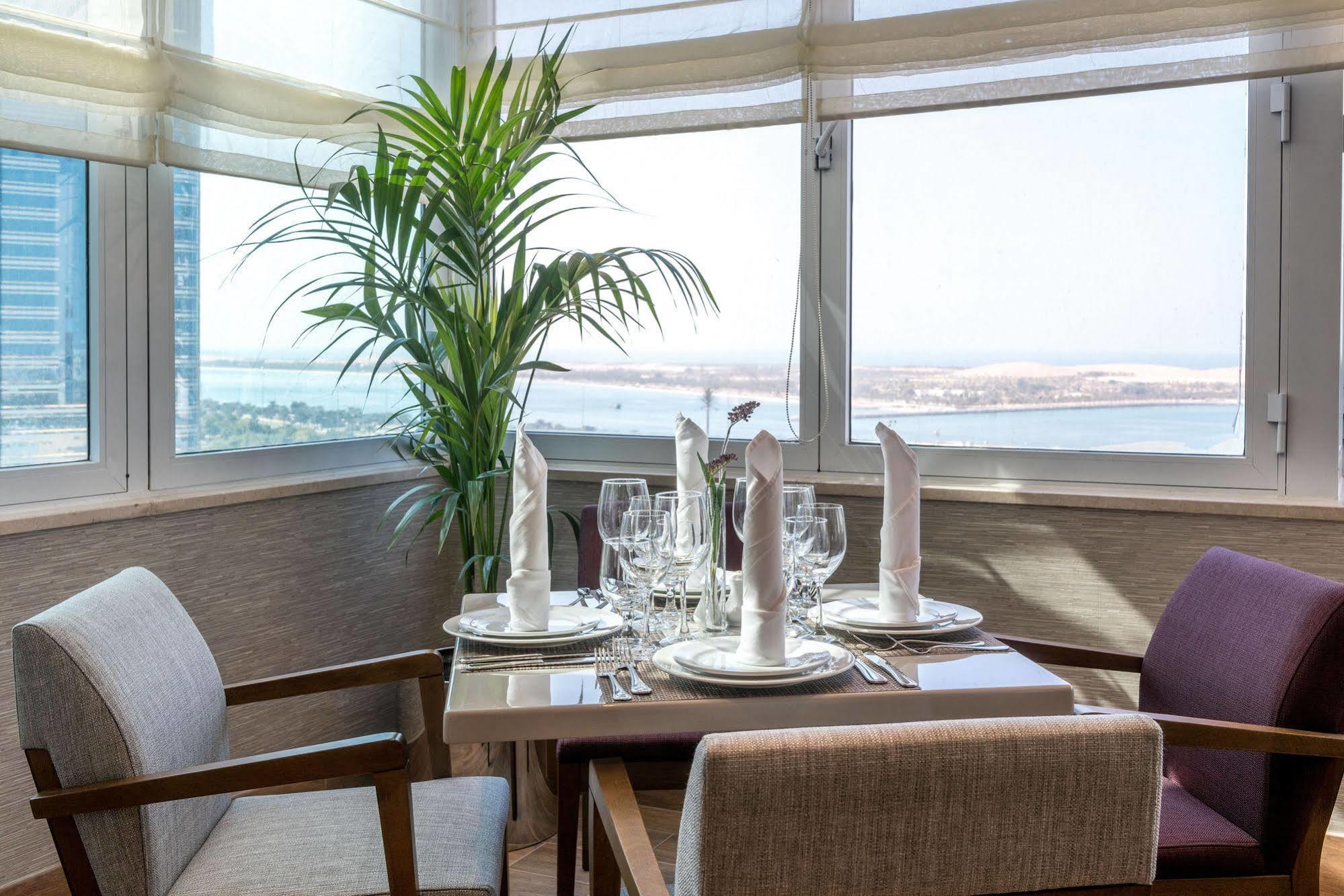 Hawthorn Extended Stay By Wyndham Abu Dhabi City Center Eksteriør billede
