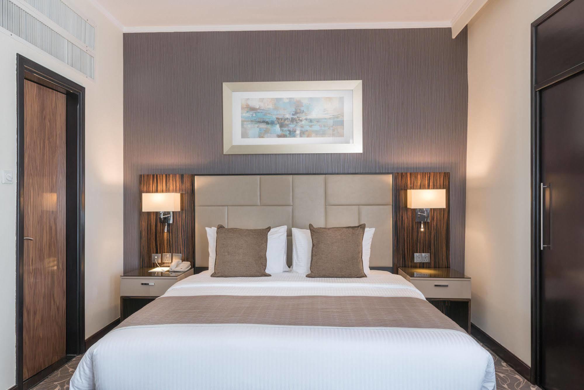 Hawthorn Extended Stay By Wyndham Abu Dhabi City Center Eksteriør billede