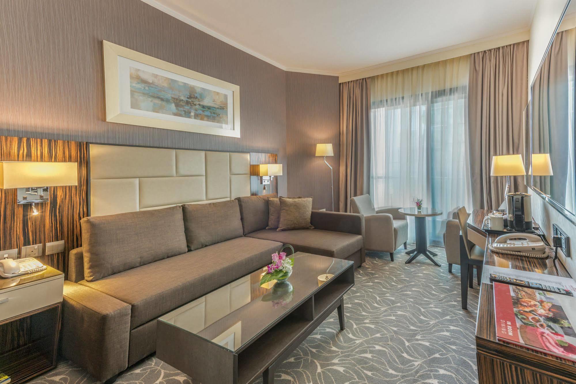Hawthorn Extended Stay By Wyndham Abu Dhabi City Center Eksteriør billede