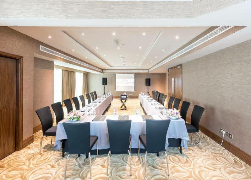 Hawthorn Extended Stay By Wyndham Abu Dhabi City Center Eksteriør billede